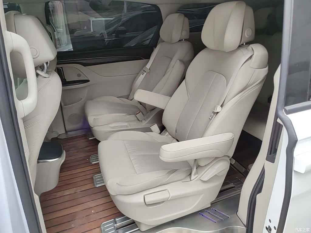 Buick GL8, 2022 17