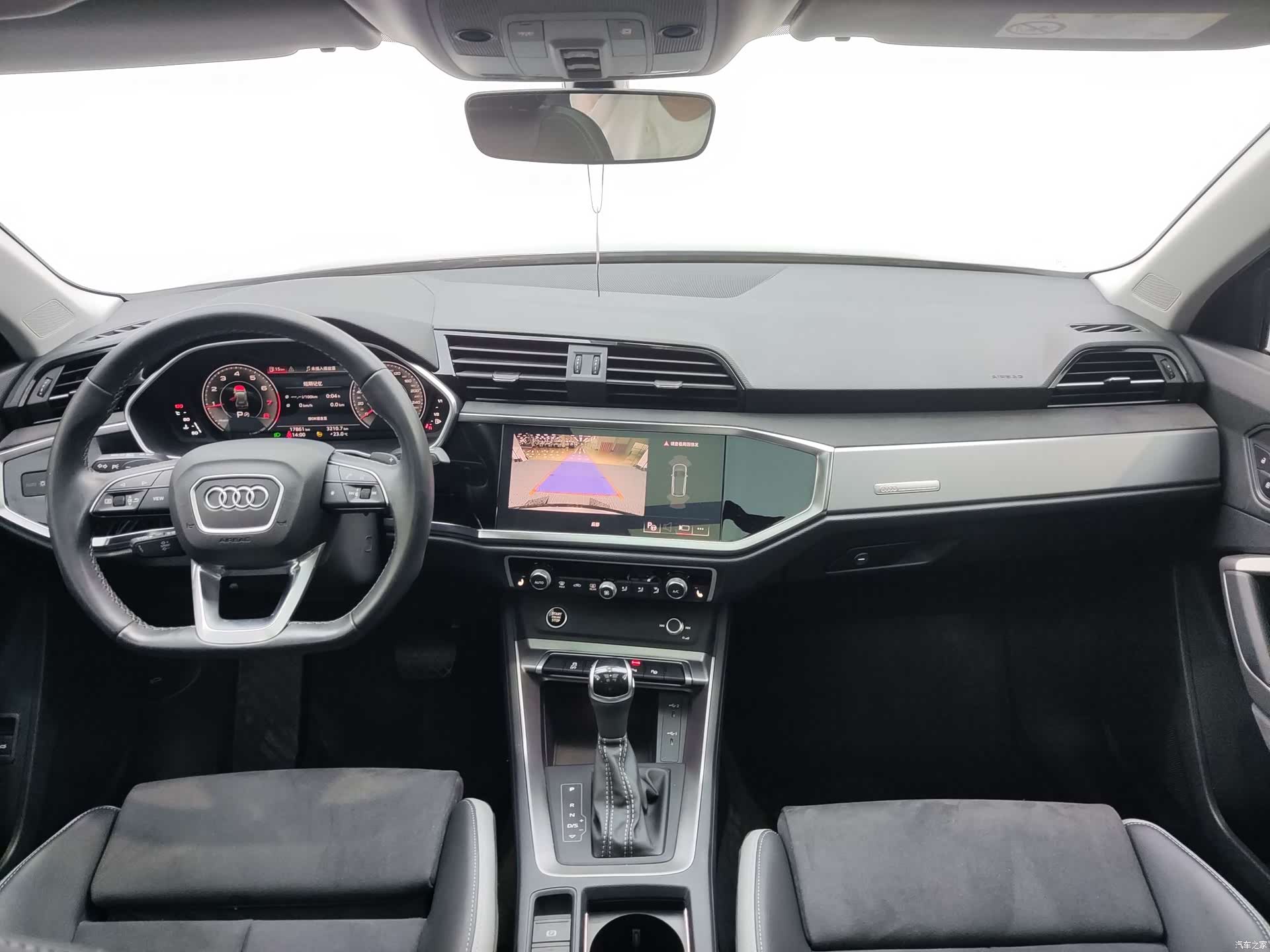 Audi Q3, 2023 9