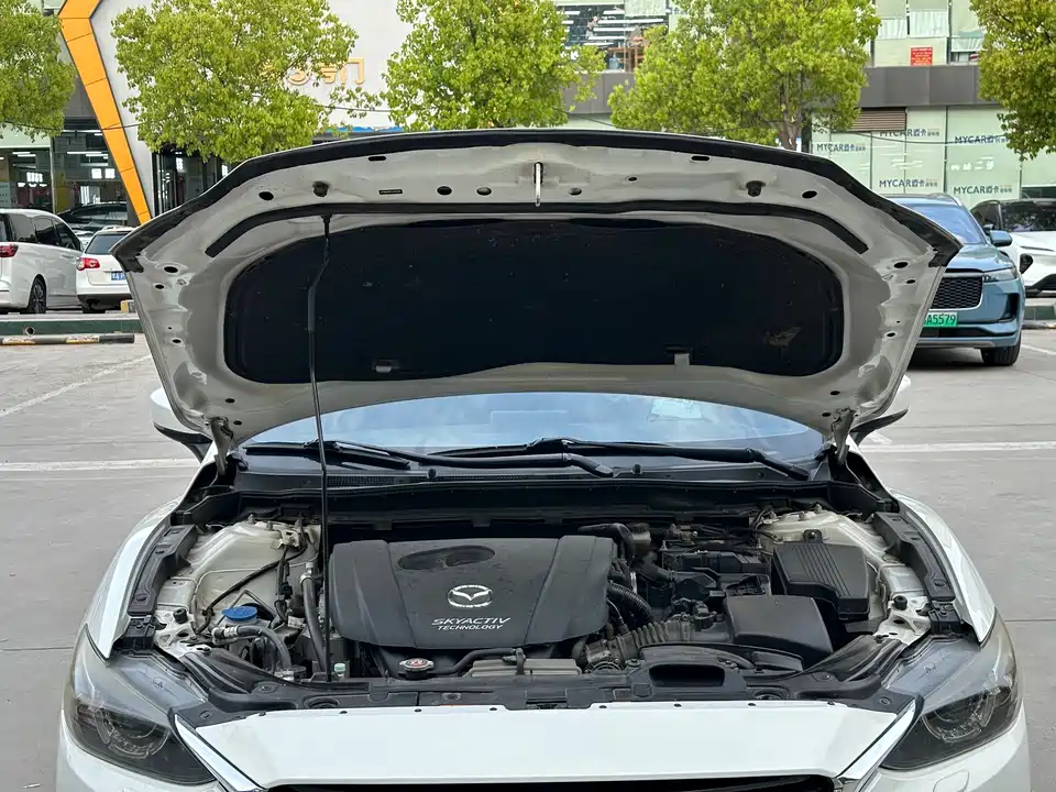 Mazda Atez