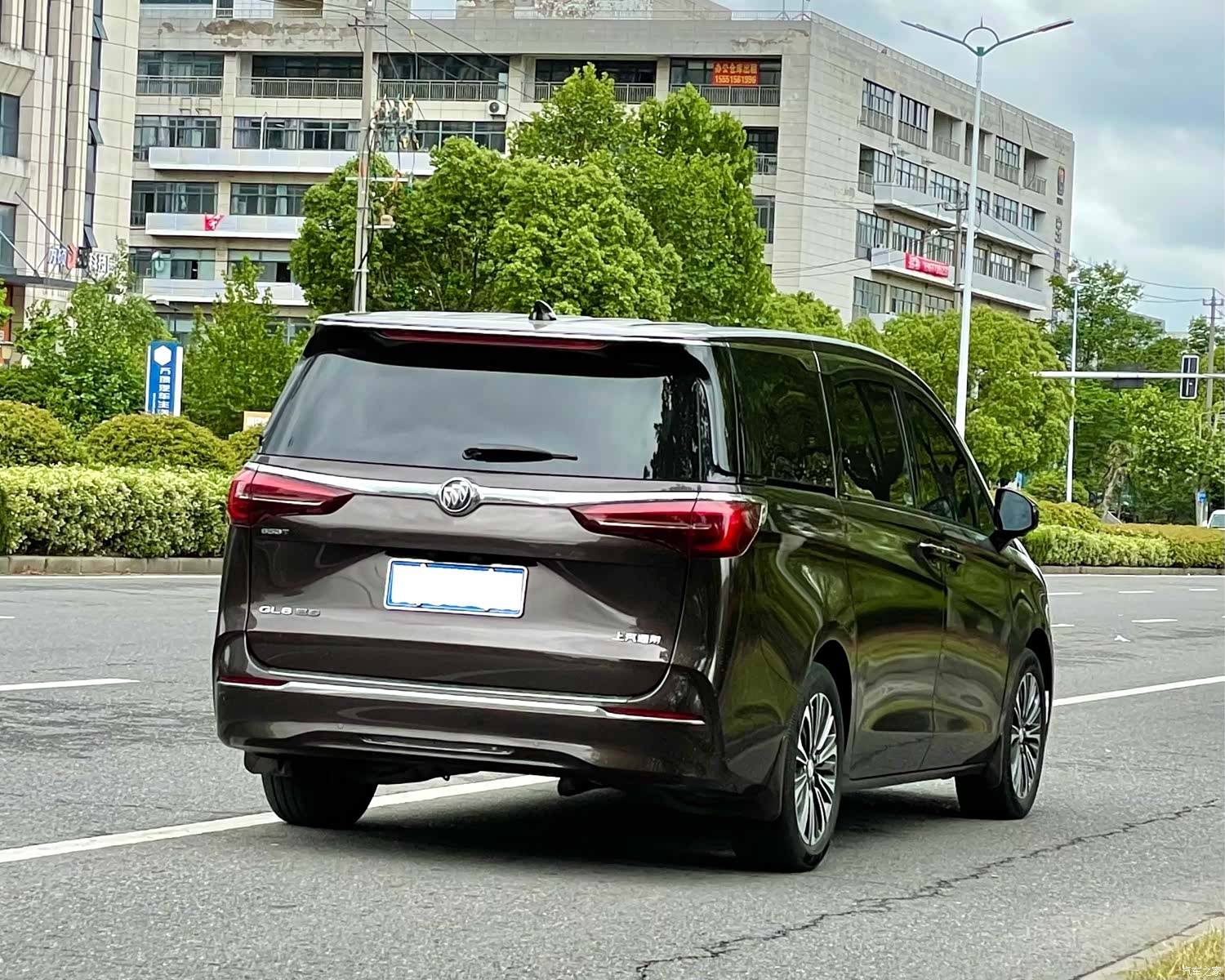 Buick GL8, 2020 4