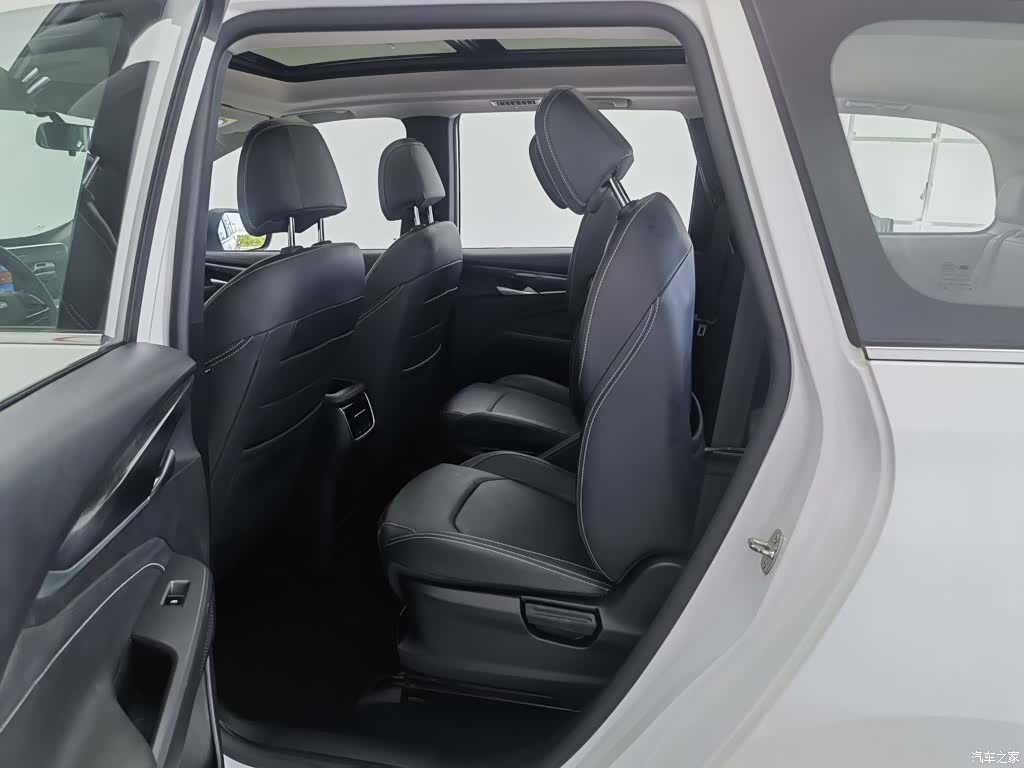 Maxus G50, 2023 15