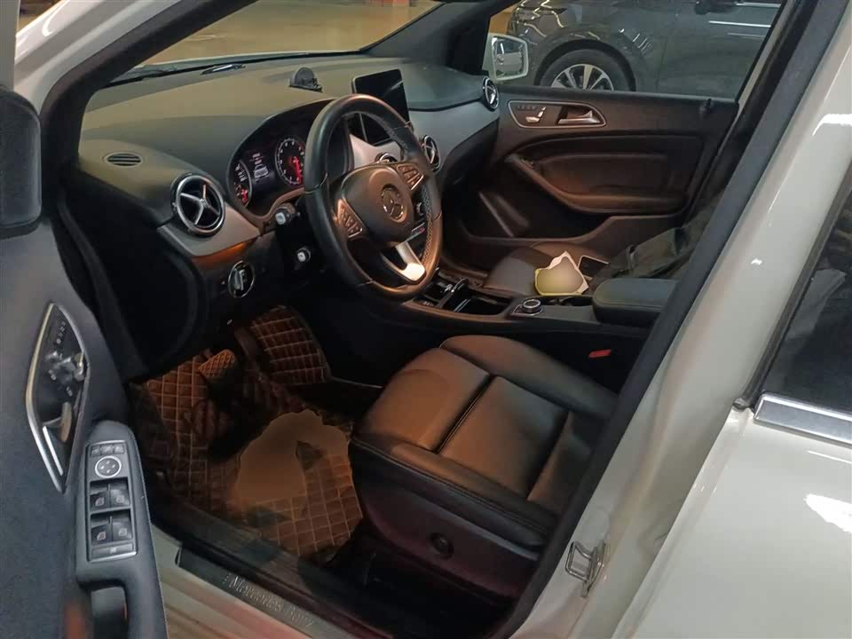 Mercedes-Benz Class B