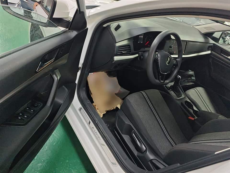 Volkswagen Lavida Pure Electric