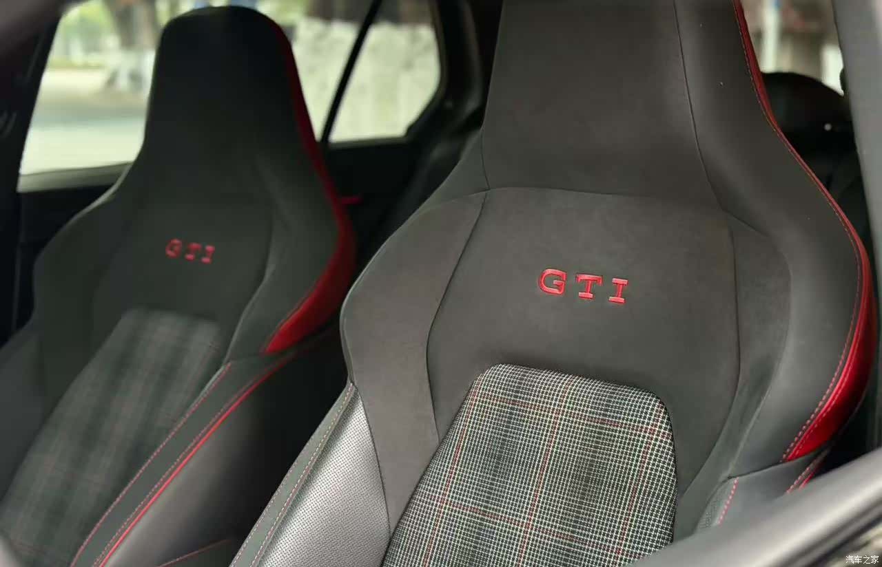Volkswagen Golf, 2022 9