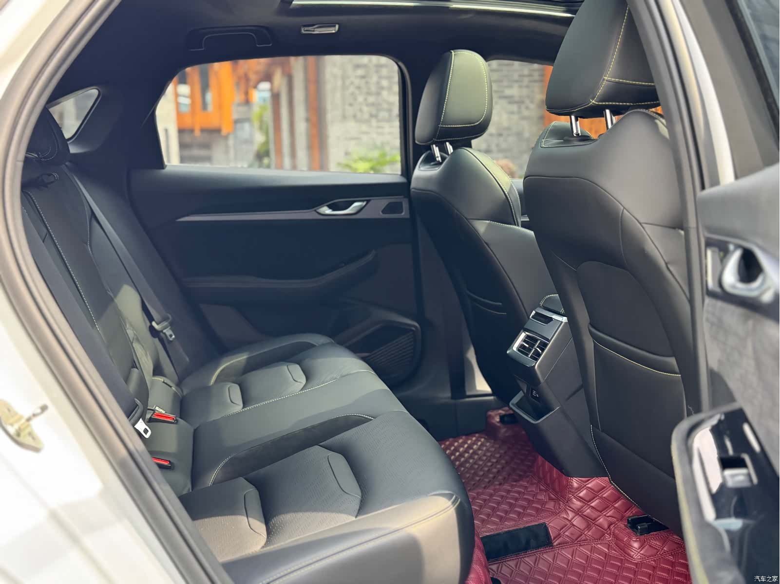 Geely Preface, 2021 14