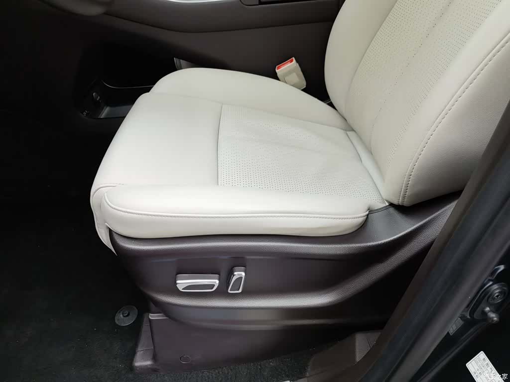 Trumpchi M8, 2021 20