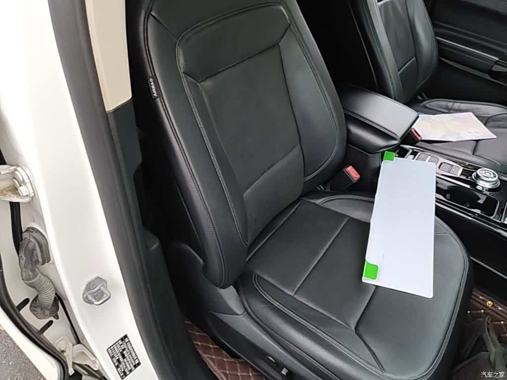 Ford Explorer, 2020 25