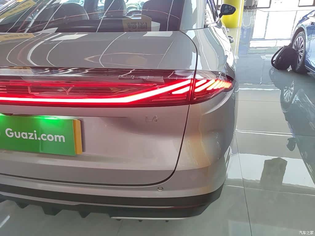 Geely Galaxy L6, 2025 8