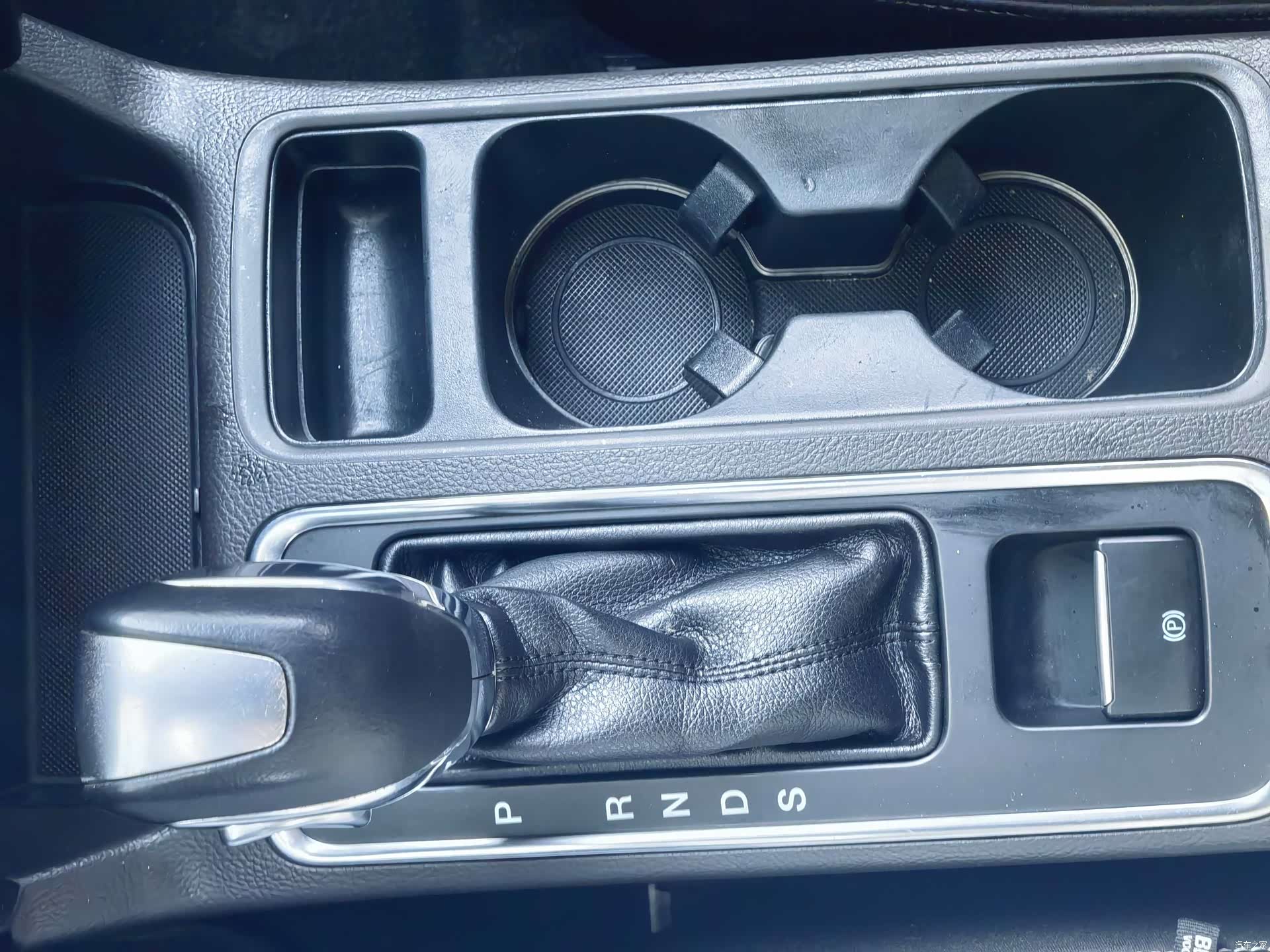 Ford Kuga, 2018 15