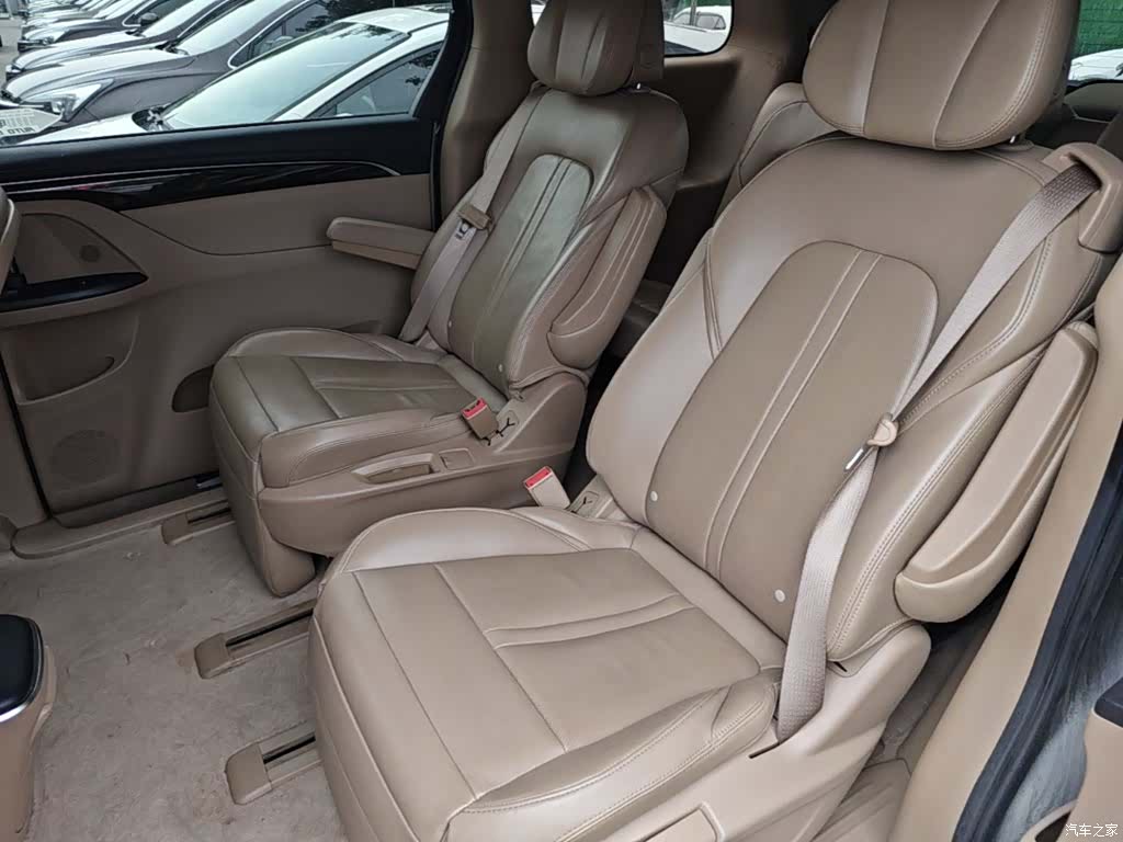 Buick GL8, 2019 17