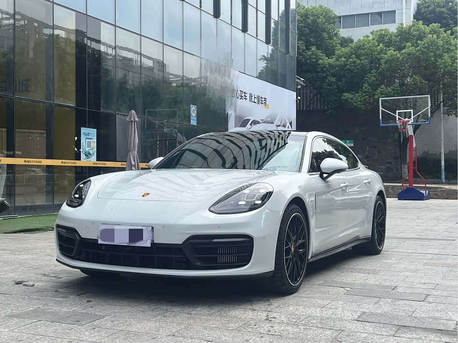 Porsche Panamera, 2021 1