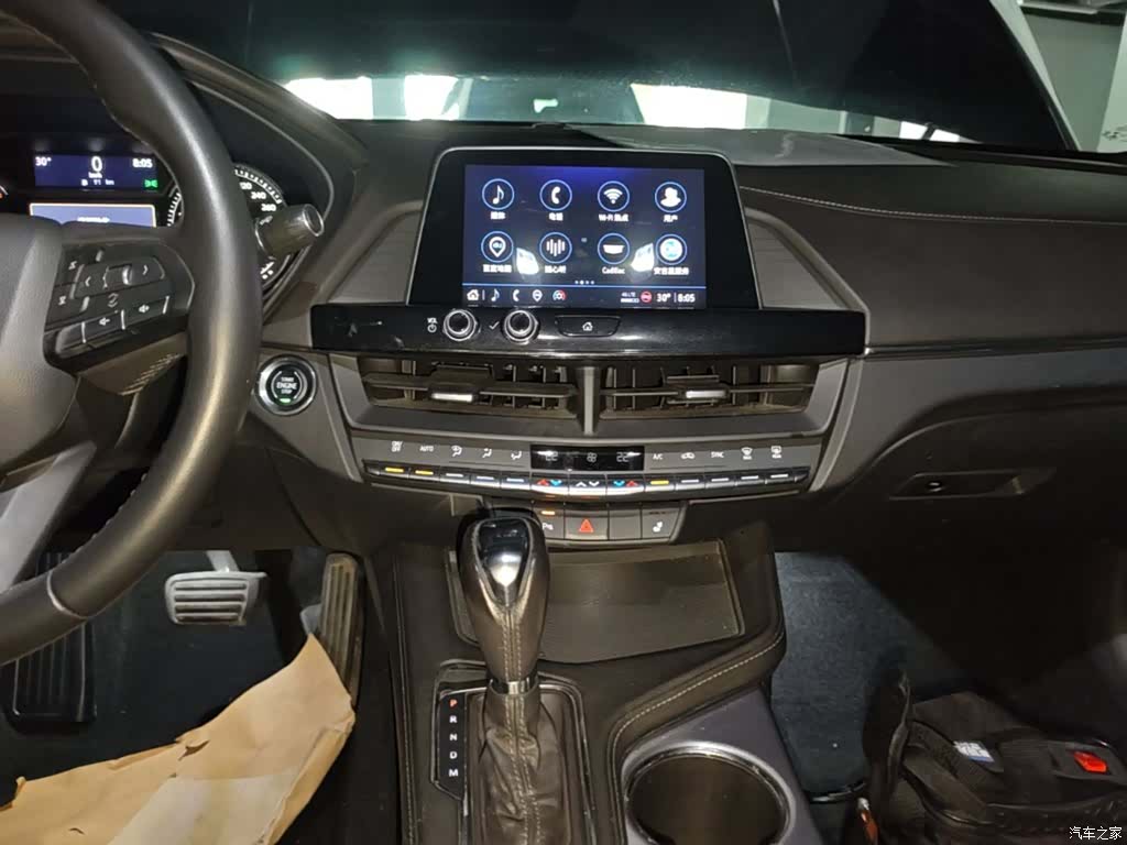 Cadillac CT4, 2022 13