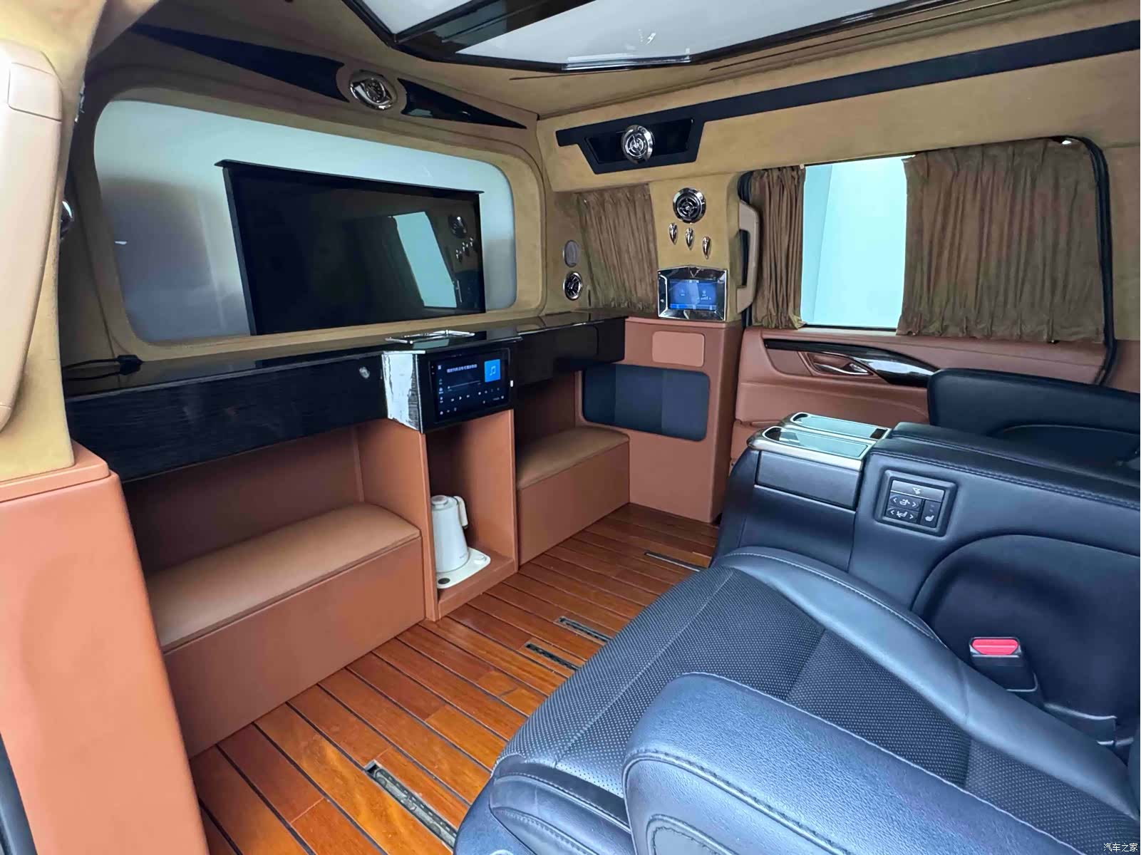 Cadillac Escalade, 2020 23