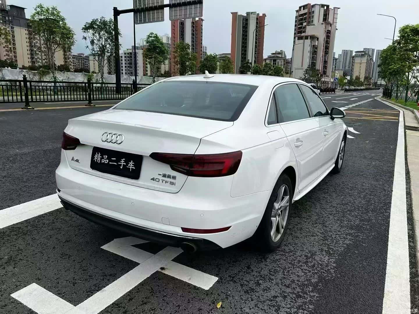 Audi A4L, 2018 9