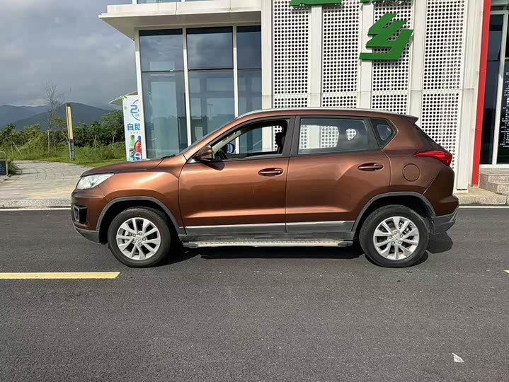 BAIC shen bao X35 2016 1.5L МКПП jing ying ban