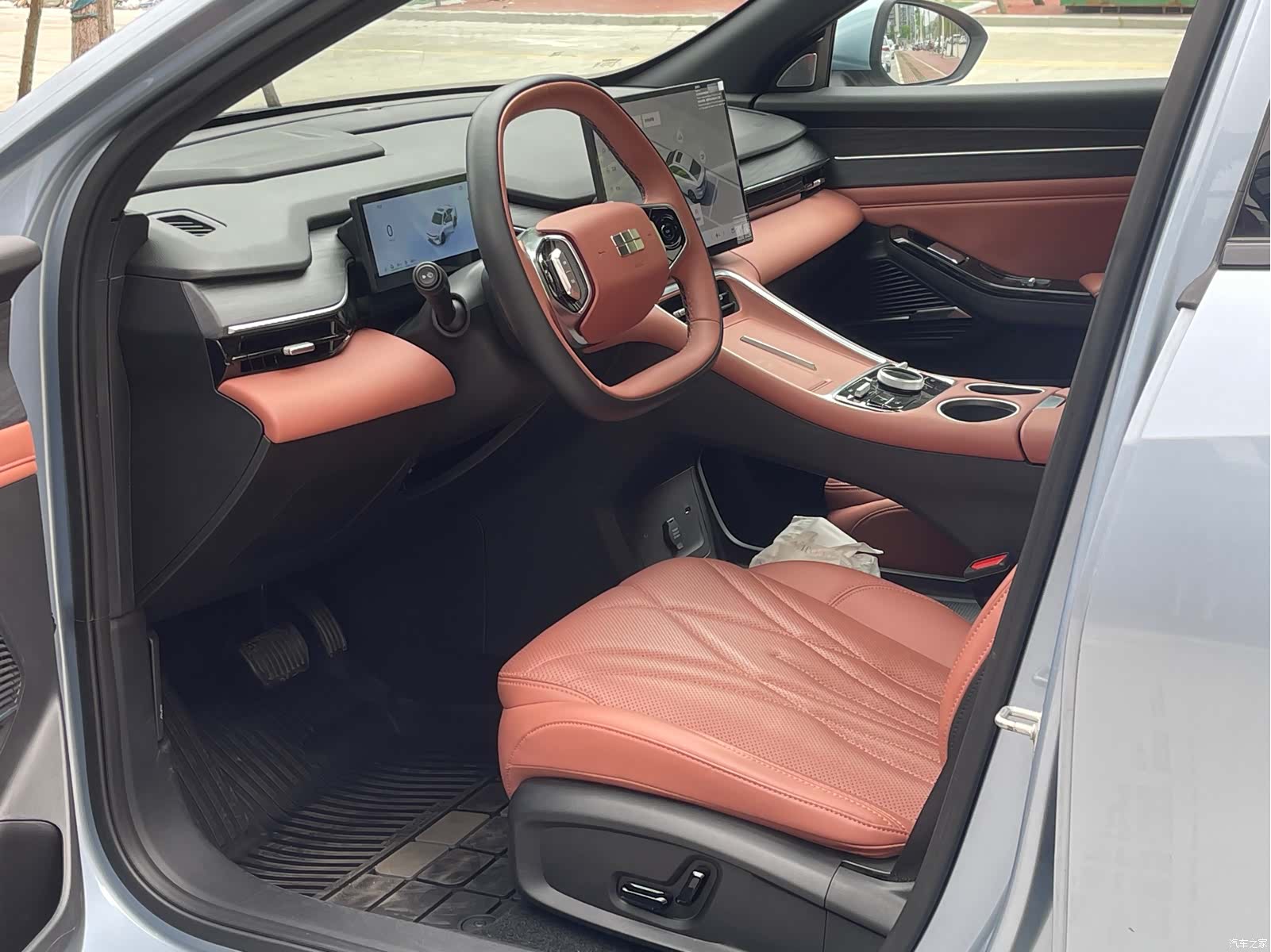 Geely Galaxy L6, 2025 7