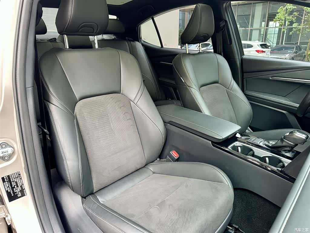 Toyota Camry, 2024 7