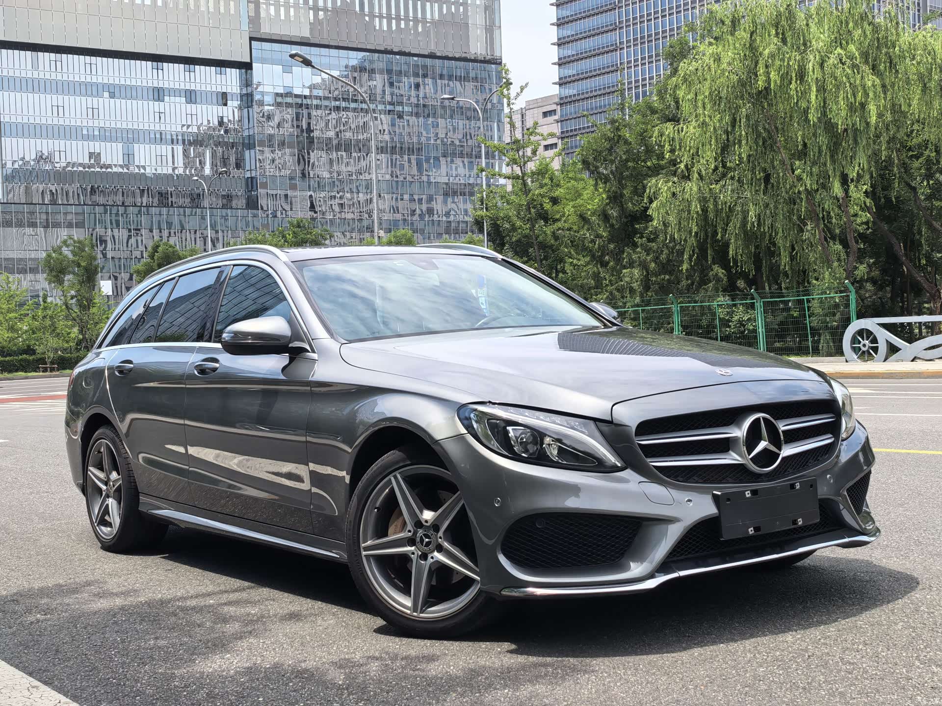 Mercedes-Benz C-Class, 2017 3