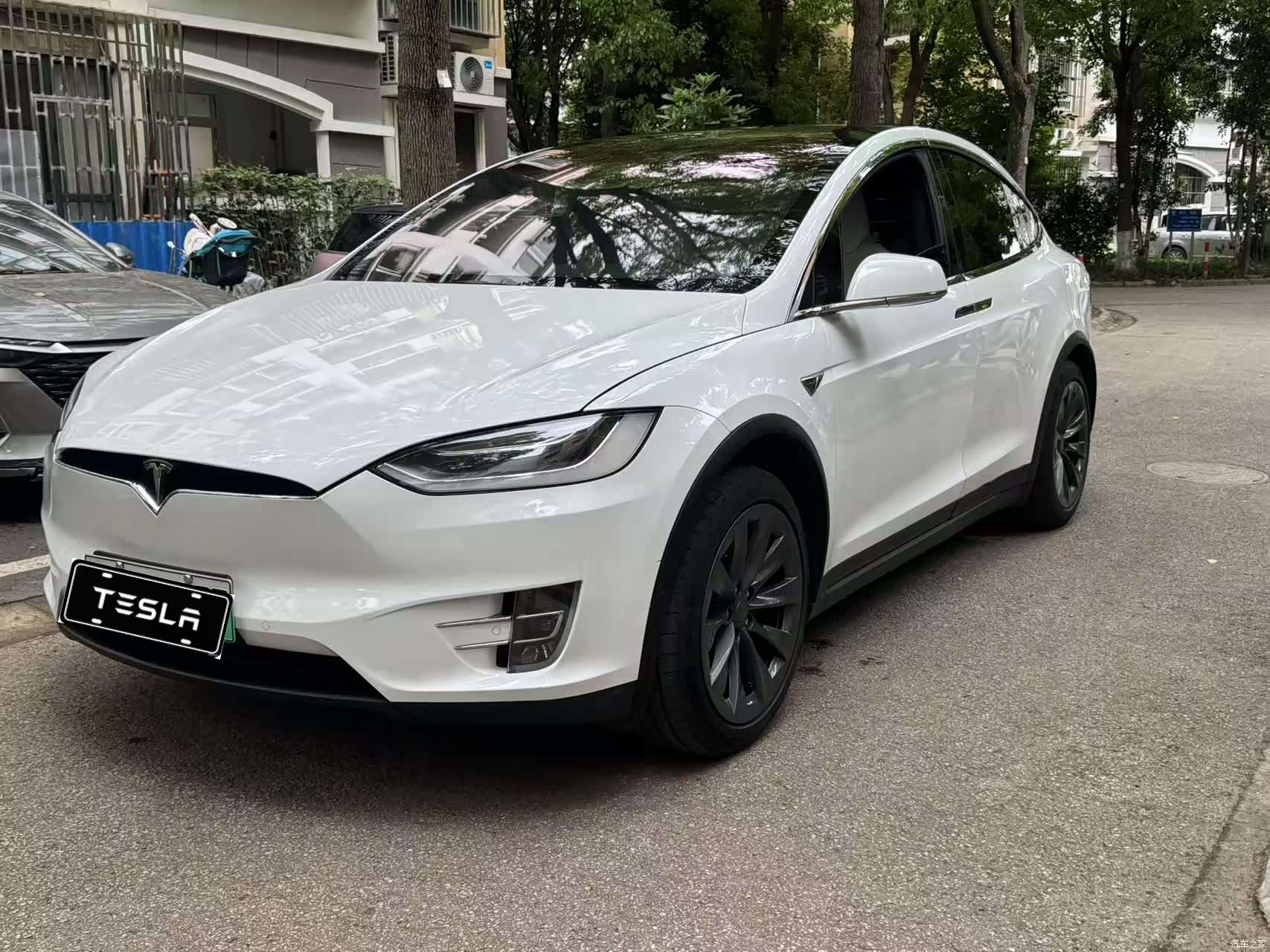 Tesla Model X, 2018 1