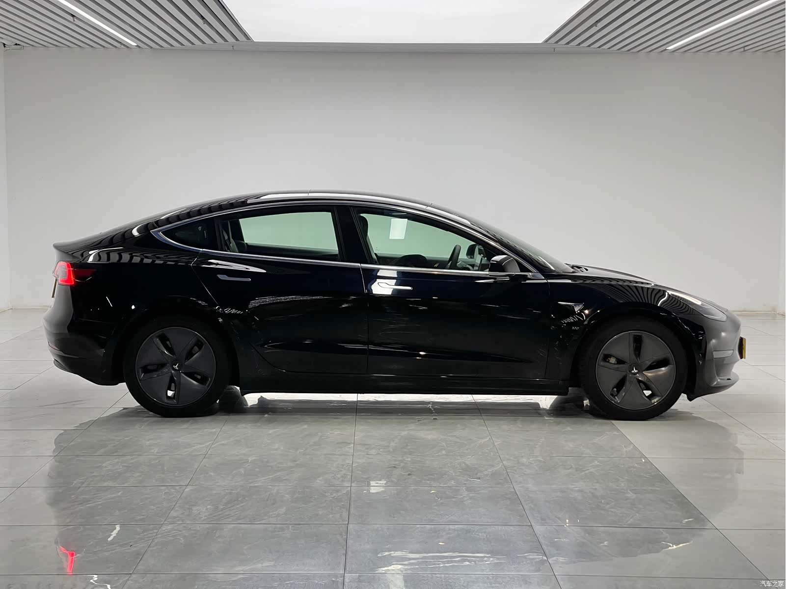 Tesla Model 3, 2020 8