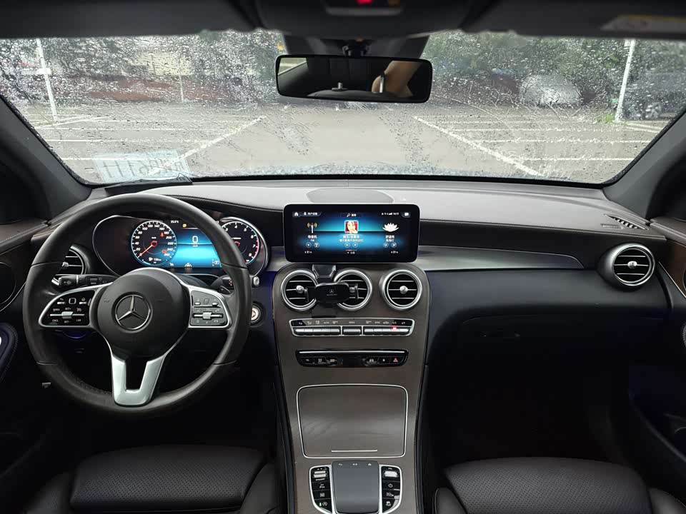 Mercedes-Benz GLC Mercedes-Benz GLC