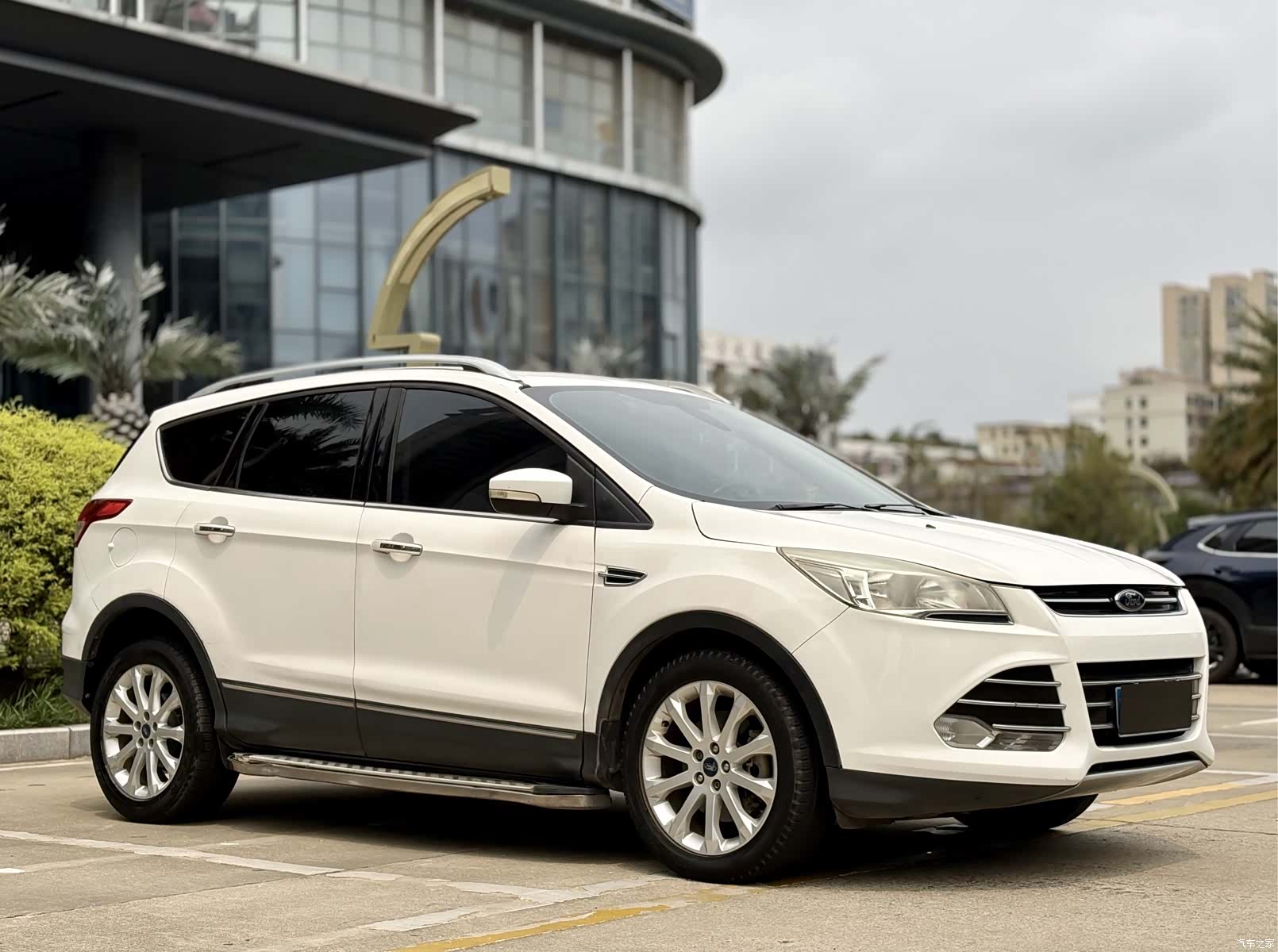Ford Kuga, 2014 3
