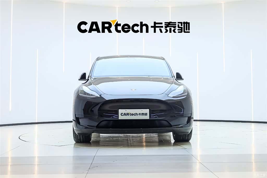 Tesla Model Y, 2023 6