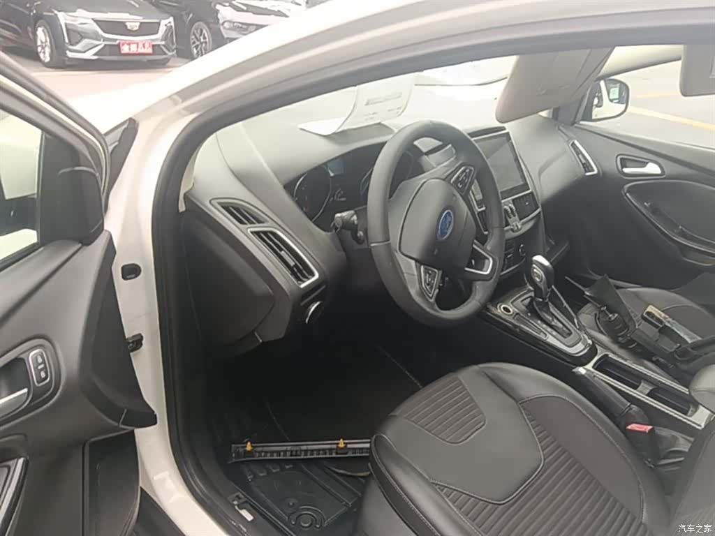 Ford Focus, 2016 16