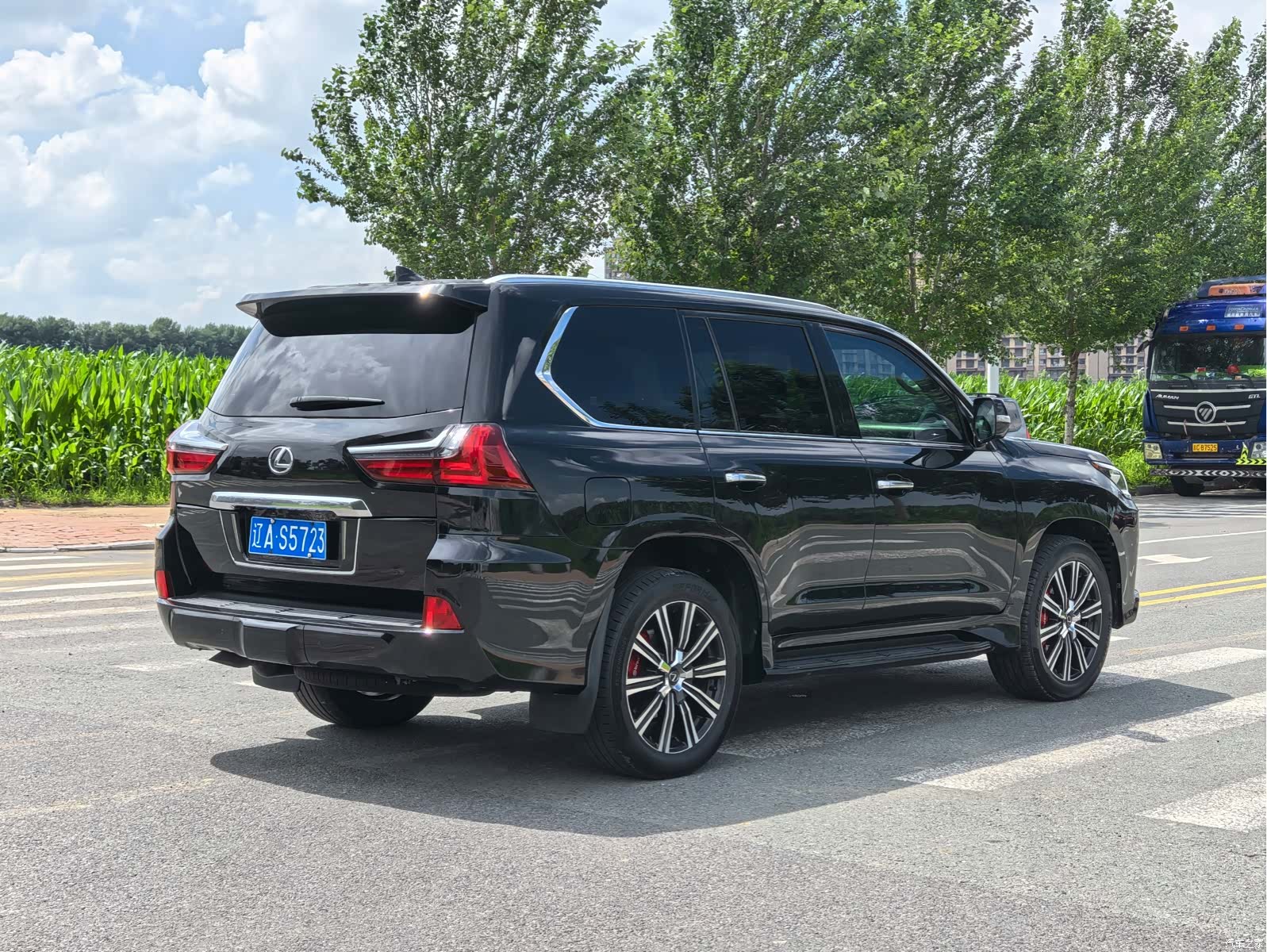 Lexus LX, 2016 4