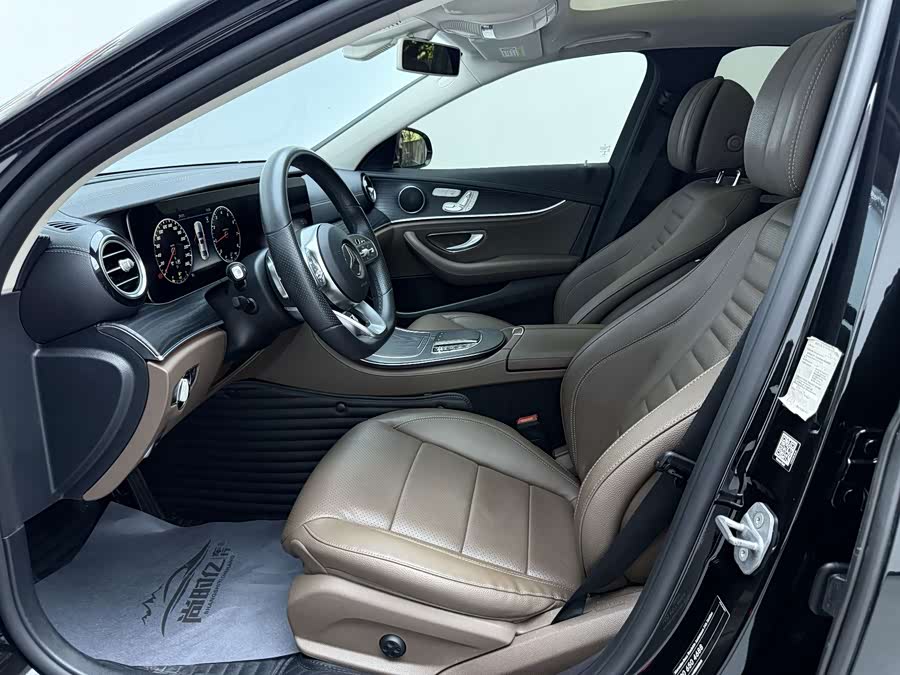 Mercedes-Benz E-Class 2020, фото 14