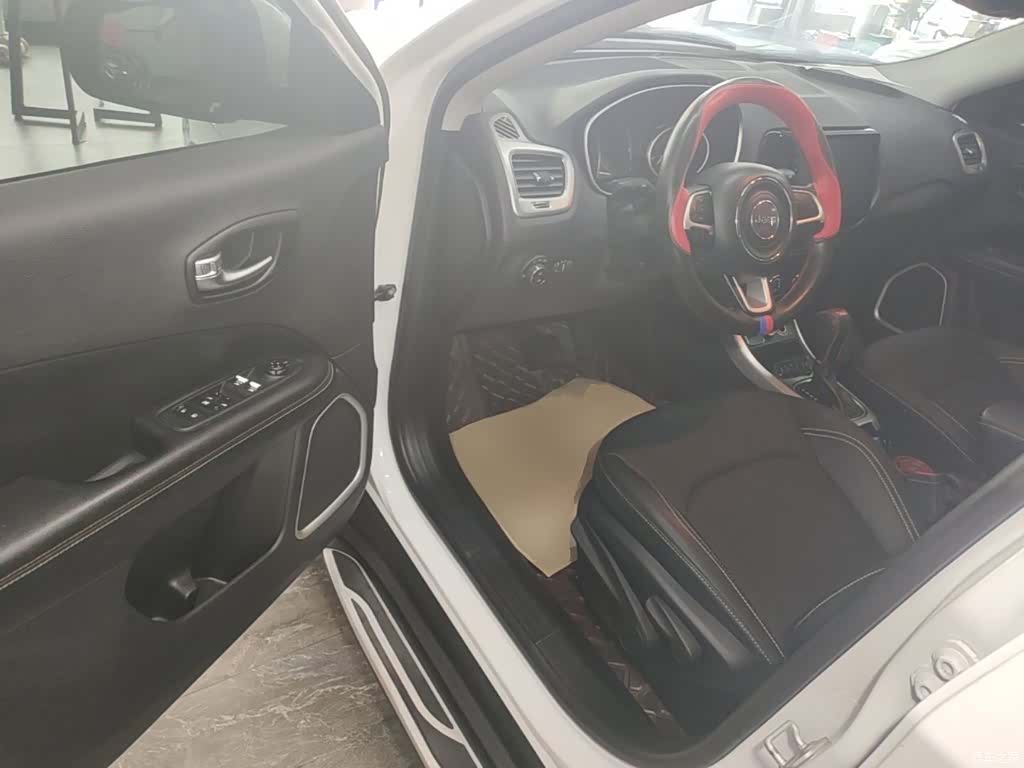 Jeep Compass, 2017 16