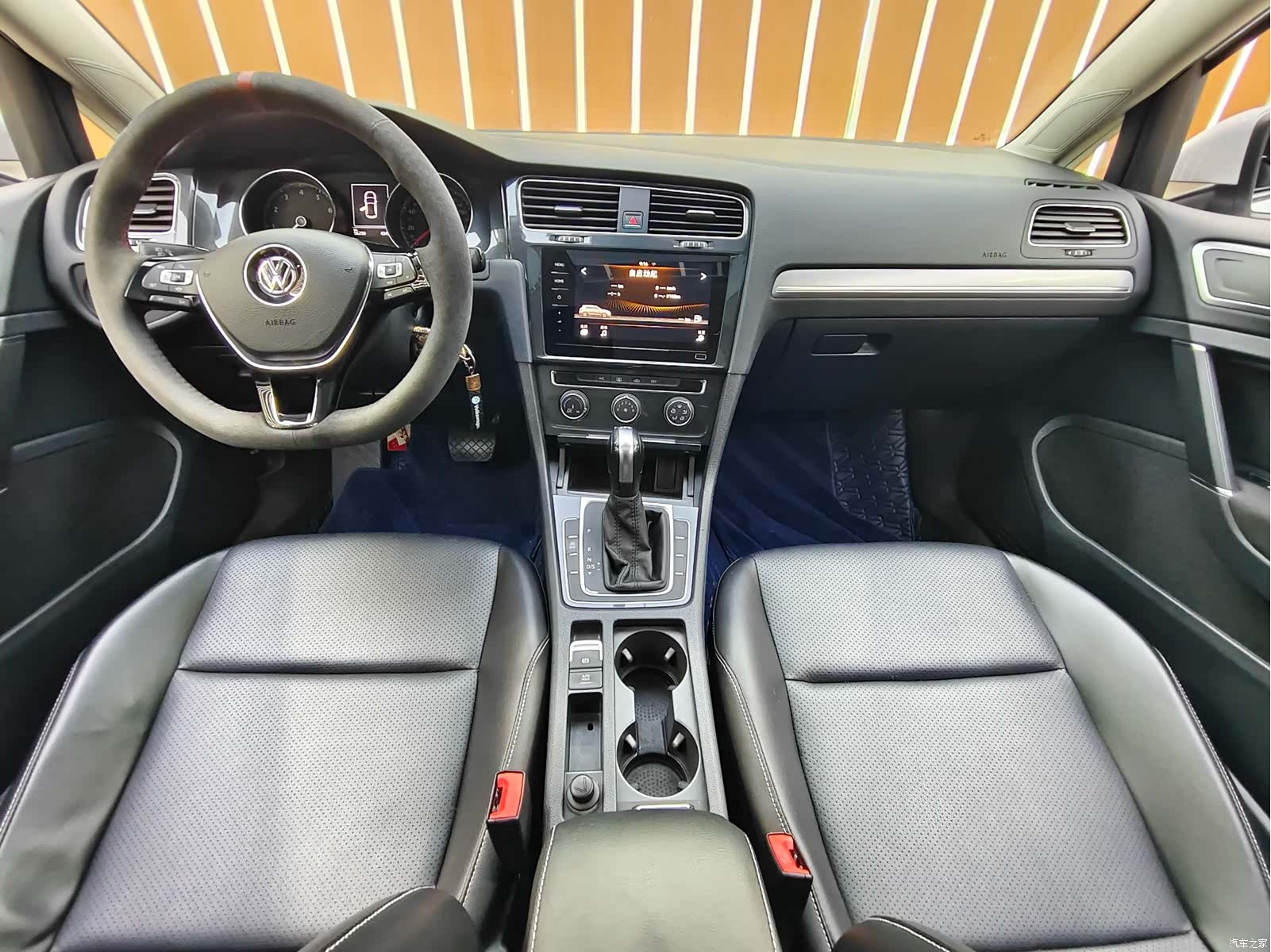 Volkswagen Golf, 2020 7