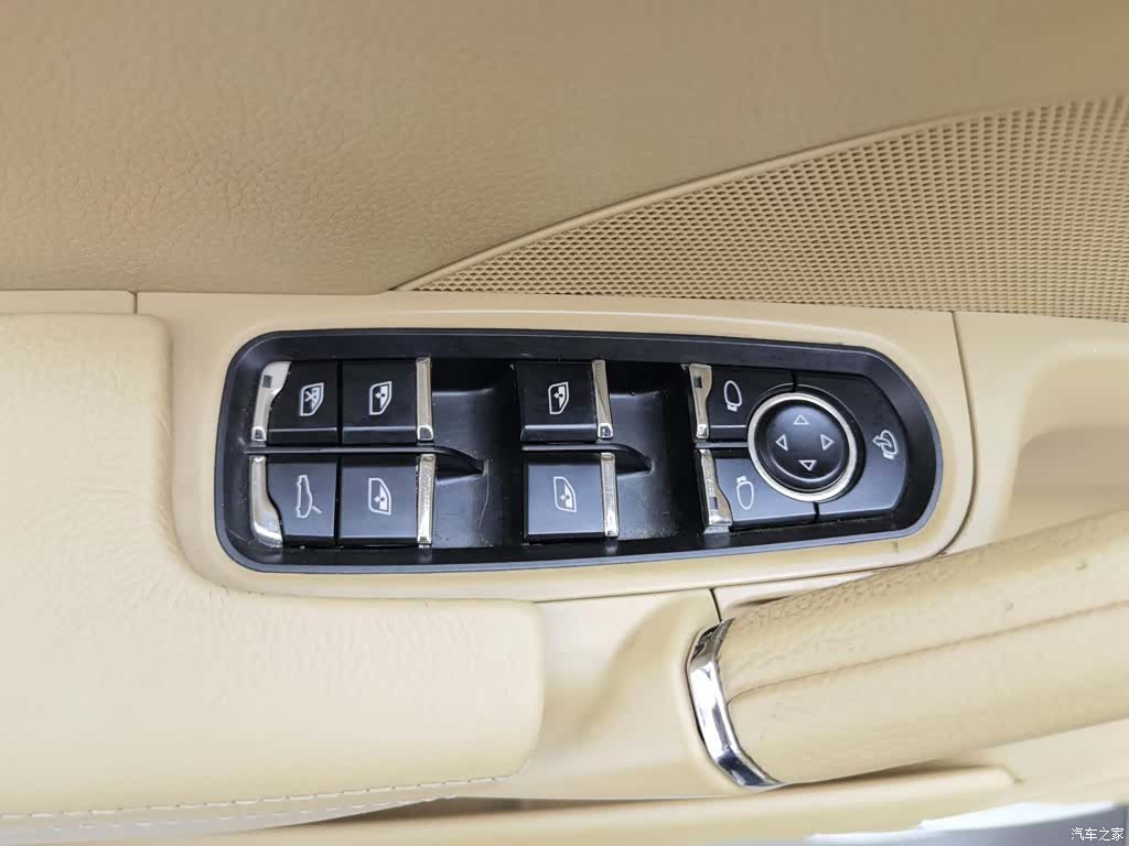 Porsche Cayenne, 2013 9