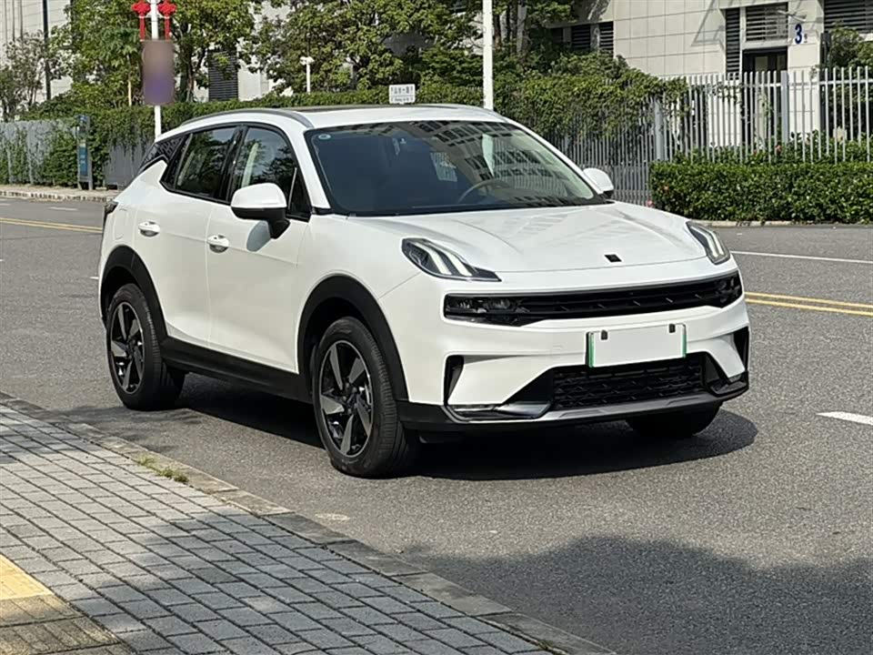 Lynk & Co 06 EM-P Lynk & Co 06 EM-P