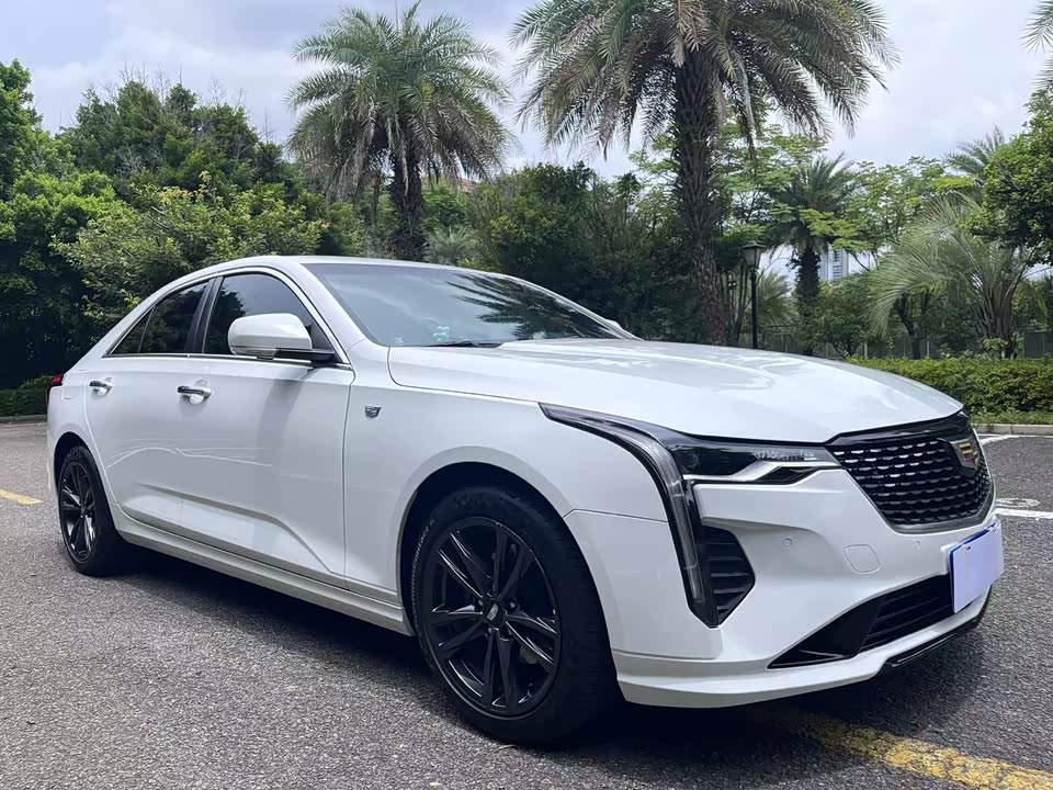 Cadillac CT4