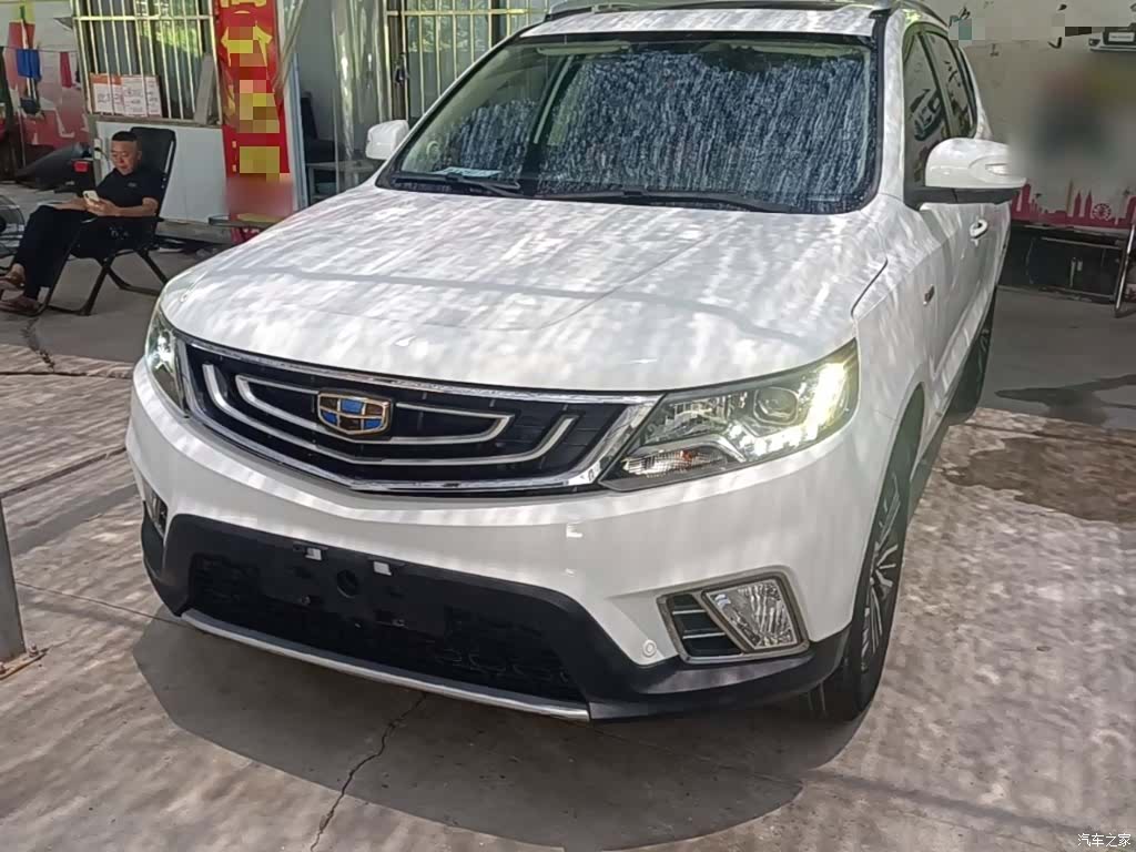 Geely X6, 2017 1