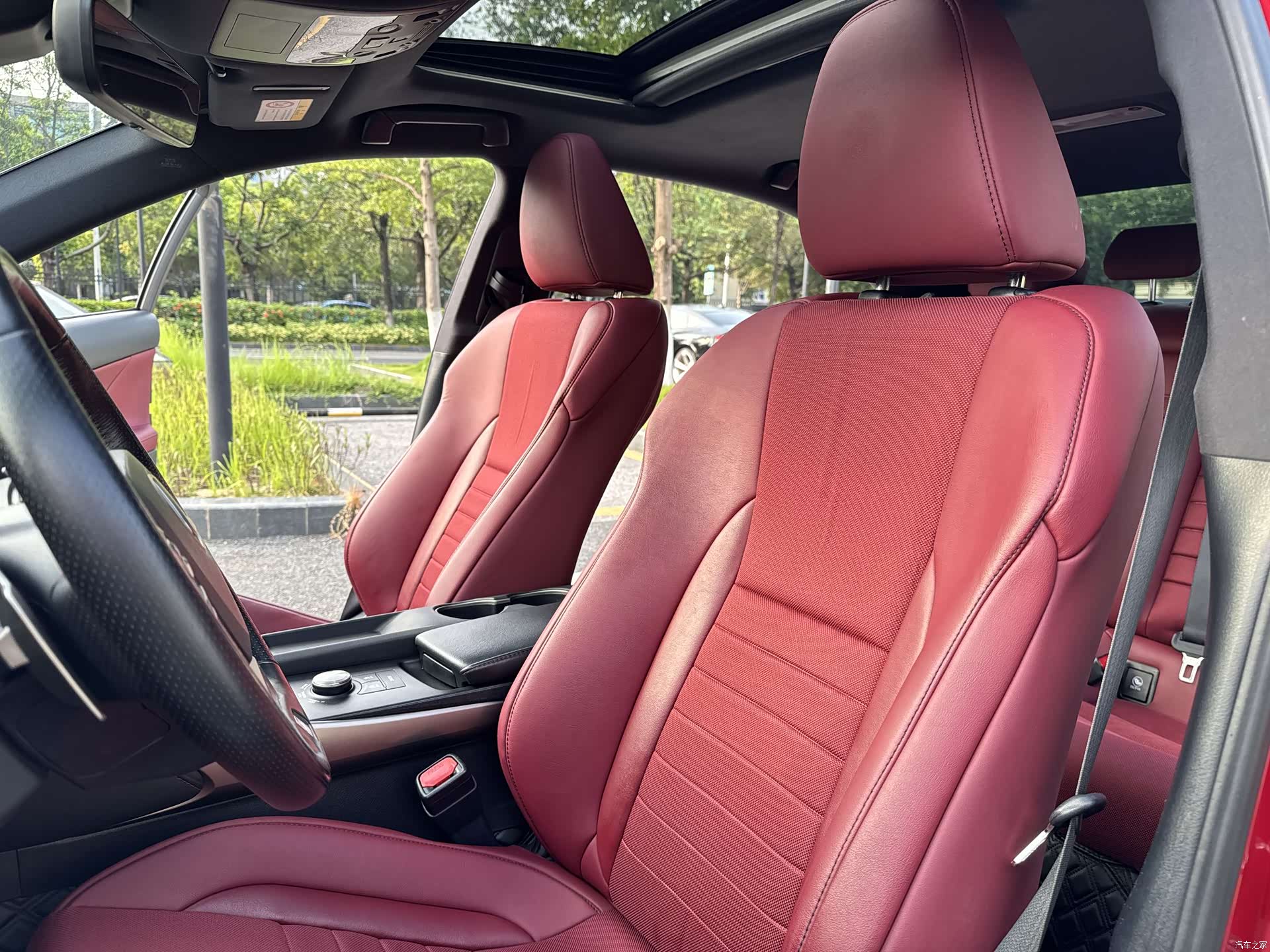 Lexus IS, 2018 10