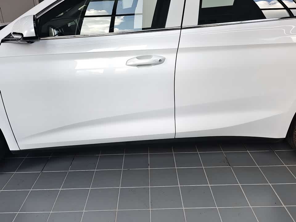 BYD Qin L BYD Qin L