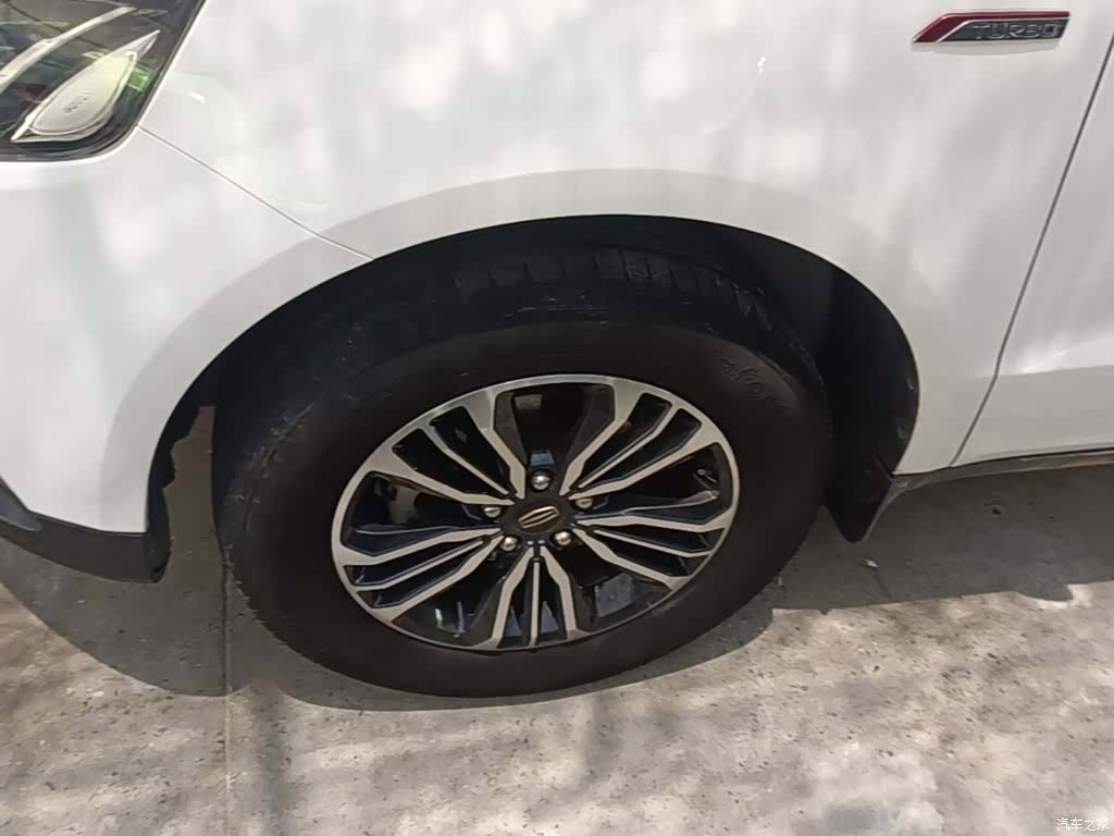 Geely X6, 2017 25