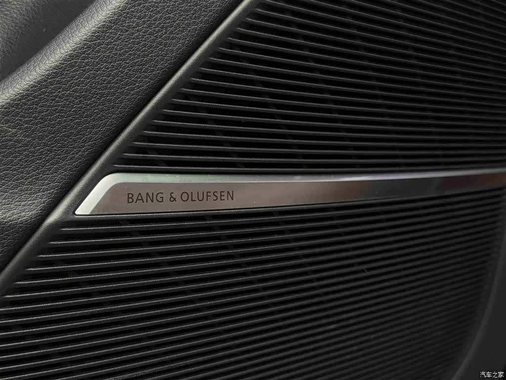Audi Q8, 2020 13