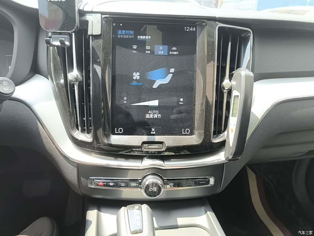 Volvo XC60, 2018 13
