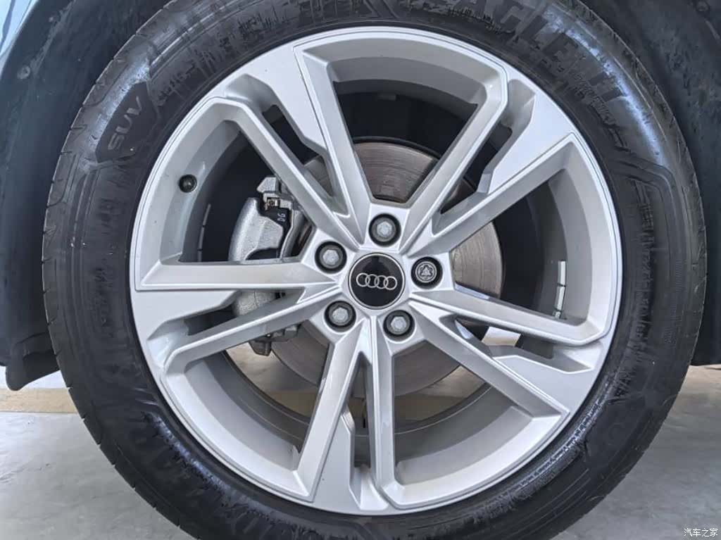 Audi Q3, 2023 24