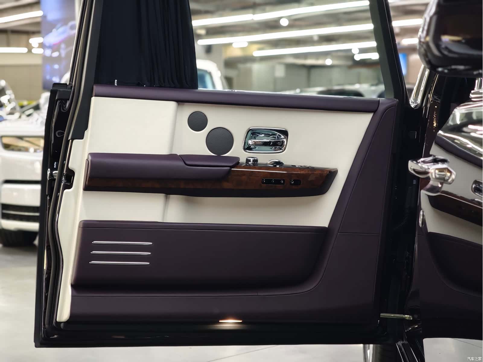 Rolls-Royce Phantom, 2019 18