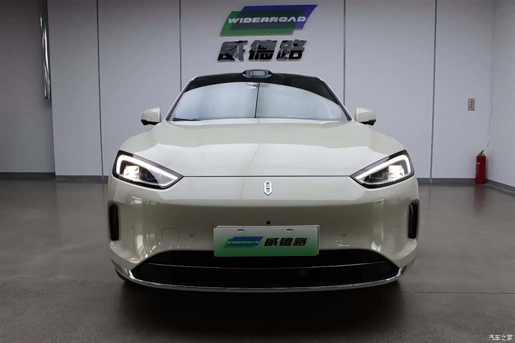 AITO M5, 2025 2
