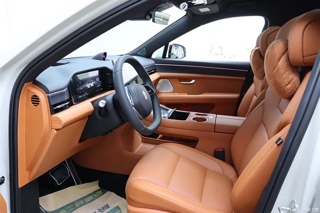 AITO M5, 2025 13