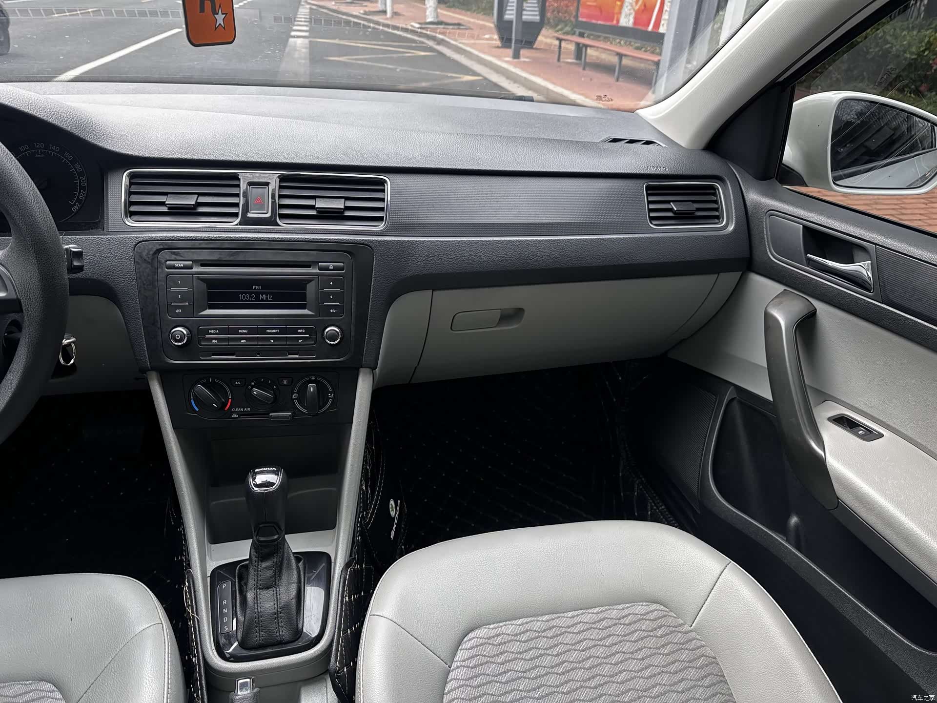 Skoda Rapid, 2017 14