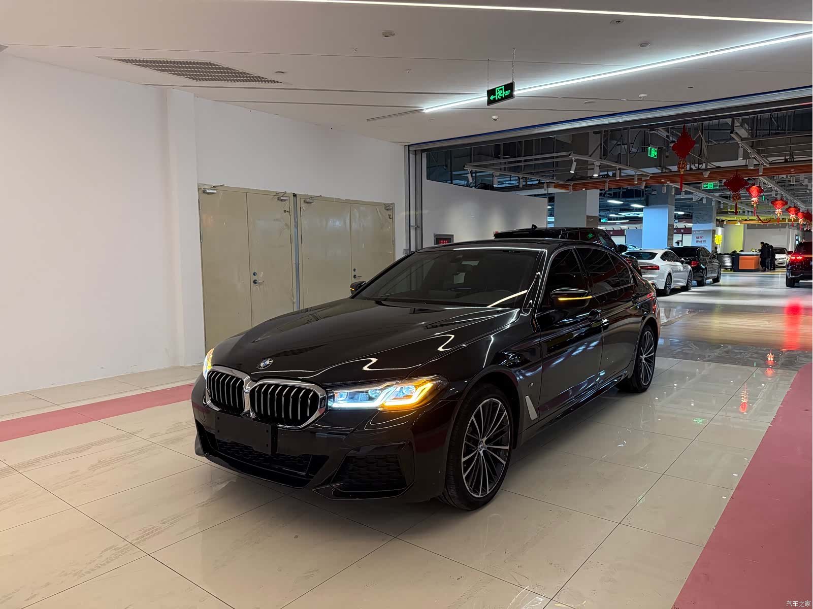 BMW 5 Series, 2022 1
