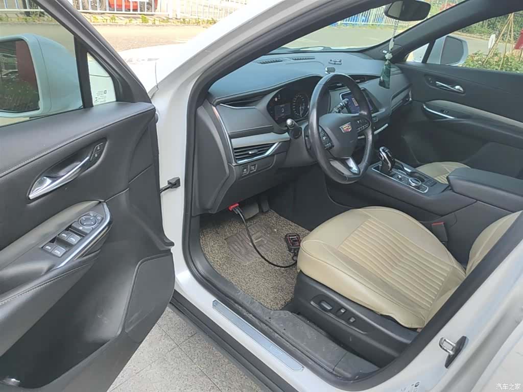 Cadillac XT4, 2019 16