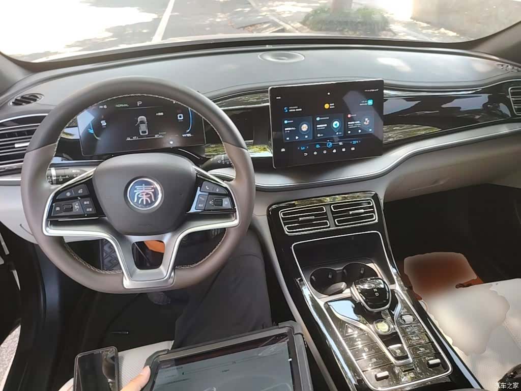 BYD Qin, 2024 10
