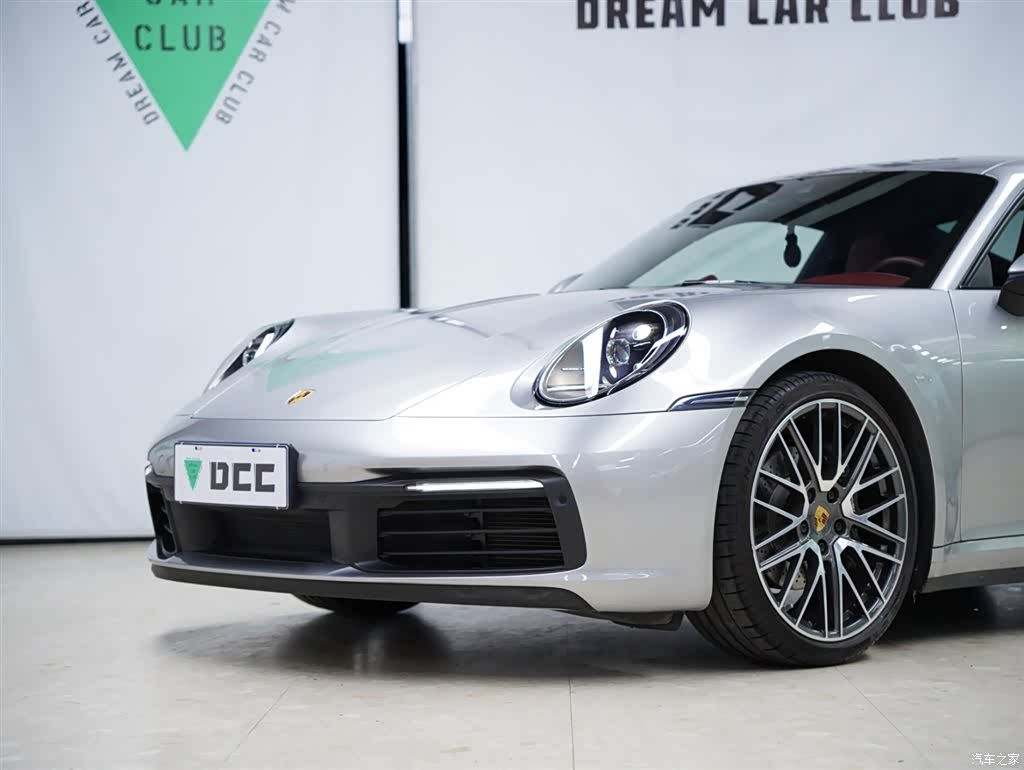 Porsche 911, 2021 19